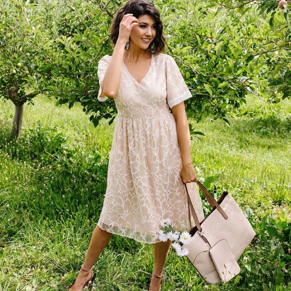 BaeVely Dresses & Skirts - BaeVely Cream and White Lace Dress Size Medium